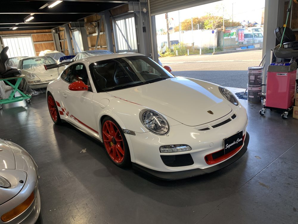 ドライバーズシート交換for 997GT3RS